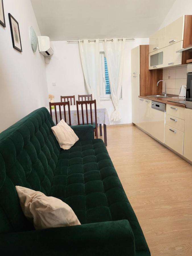 קרס Apartments Matej & Irena מראה חיצוני תמונה