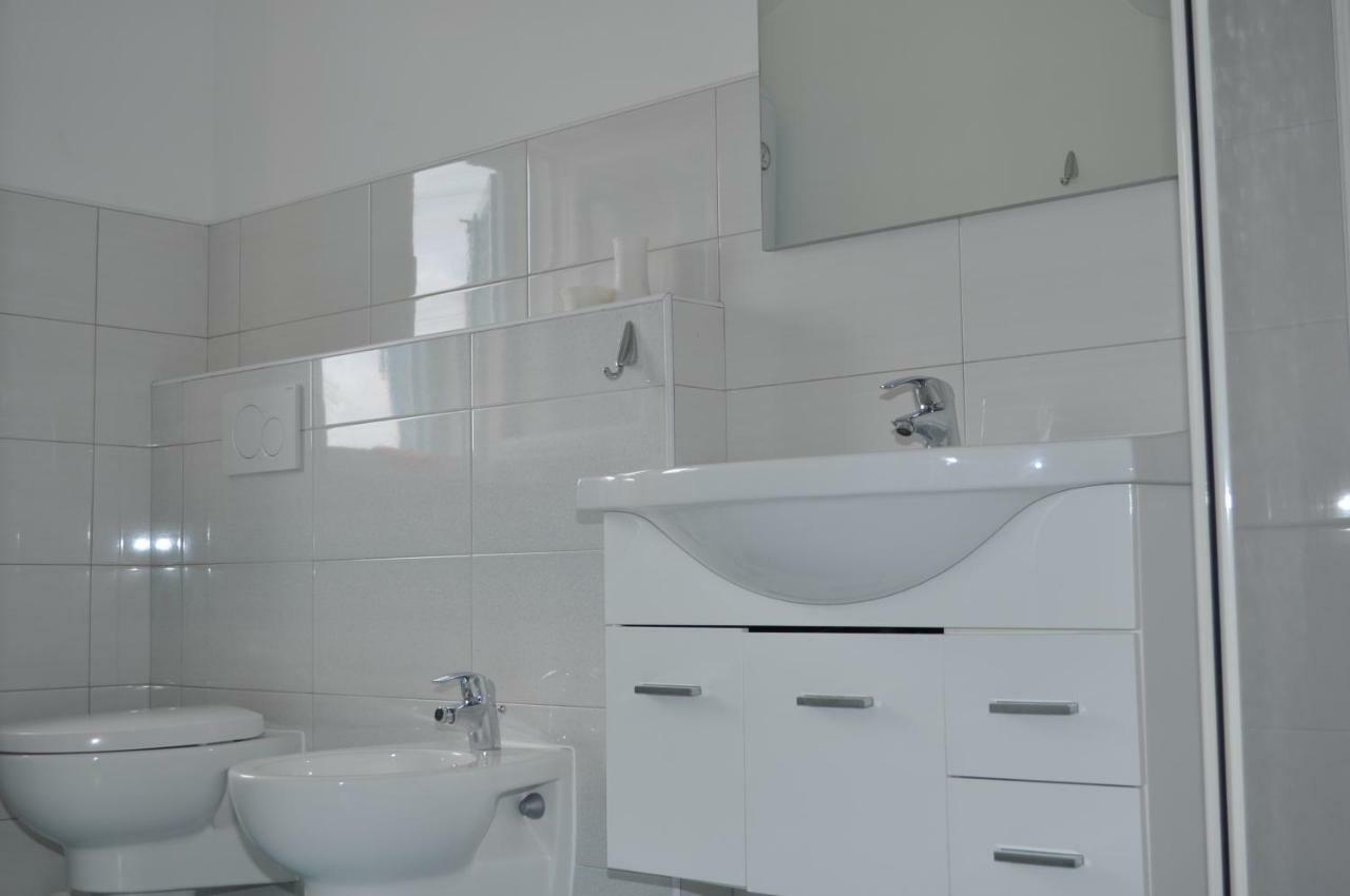 קרס Apartments Matej & Irena מראה חיצוני תמונה