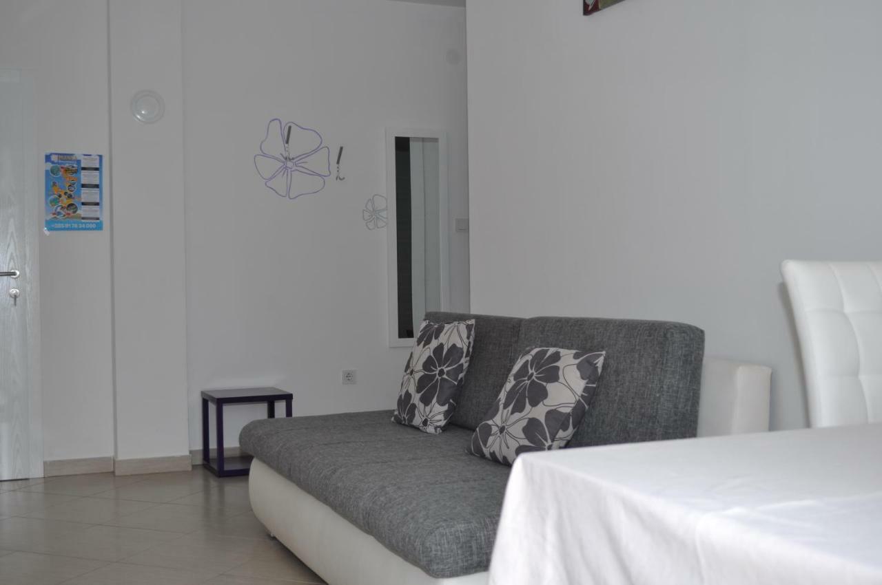 קרס Apartments Matej & Irena מראה חיצוני תמונה